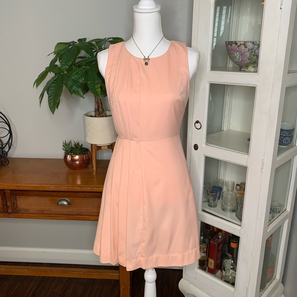 J CREW Pleated Dress - Picture 1 of 4